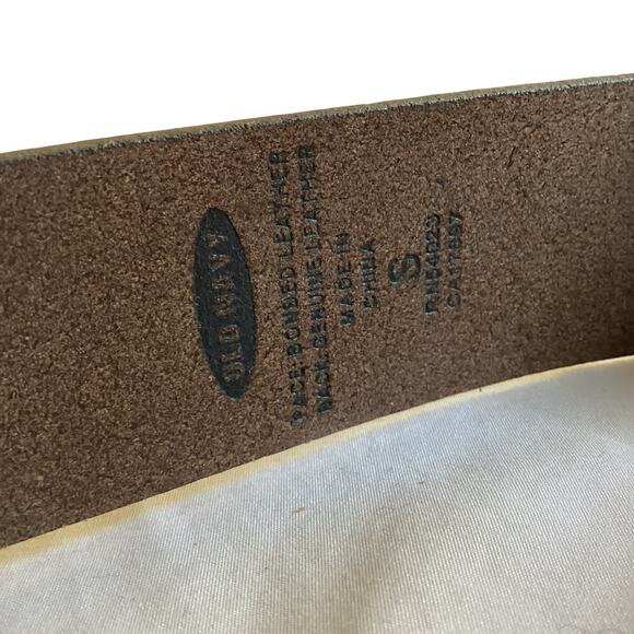 Old Navy Embossed Leather Belt - Picture 4 of 5